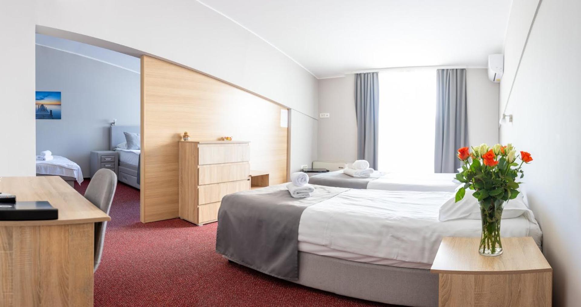 Hotel Dolenjc Novo Mesto Bagian luar foto