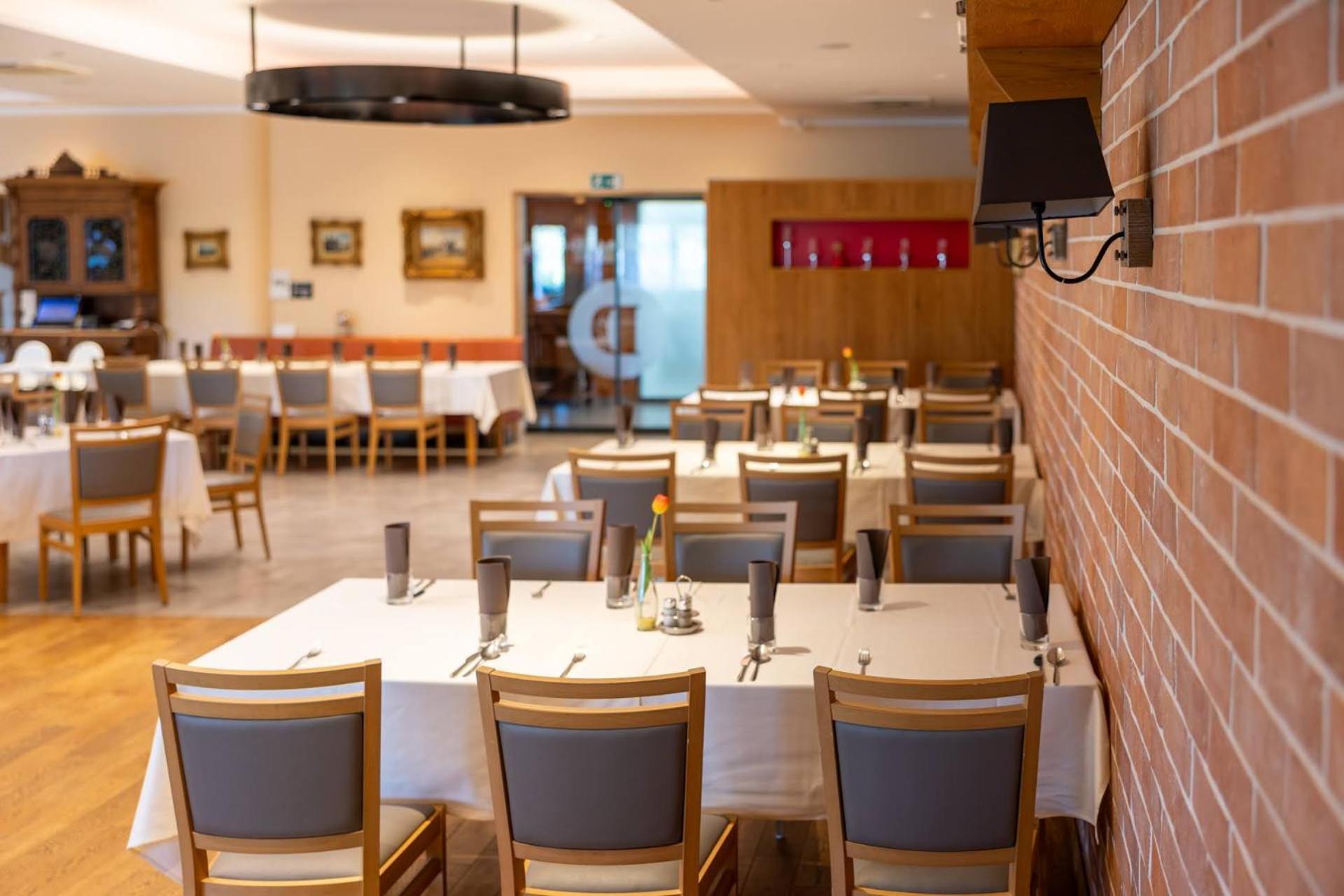 Hotel Dolenjc Novo Mesto Bagian luar foto