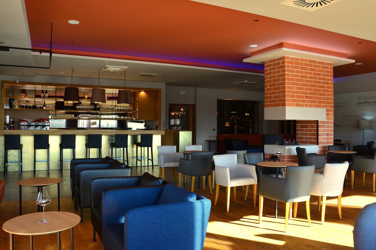 Hotel Dolenjc Novo Mesto Bagian luar foto